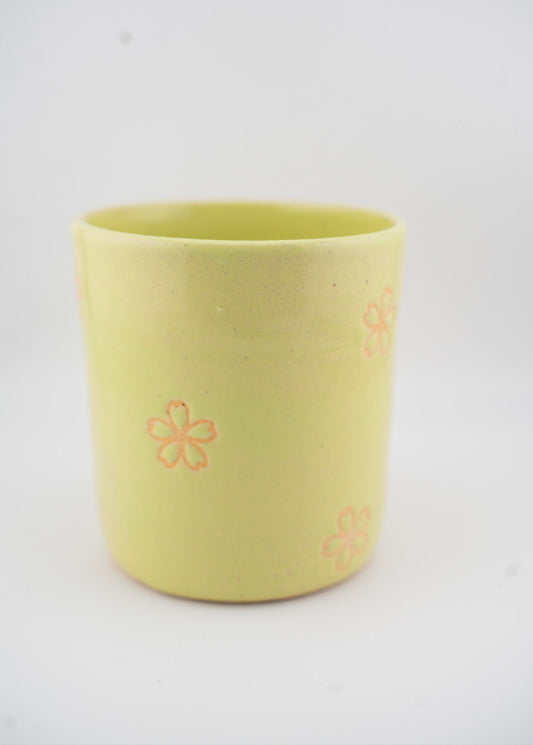 Chartreuse Inlaid Flower Cup