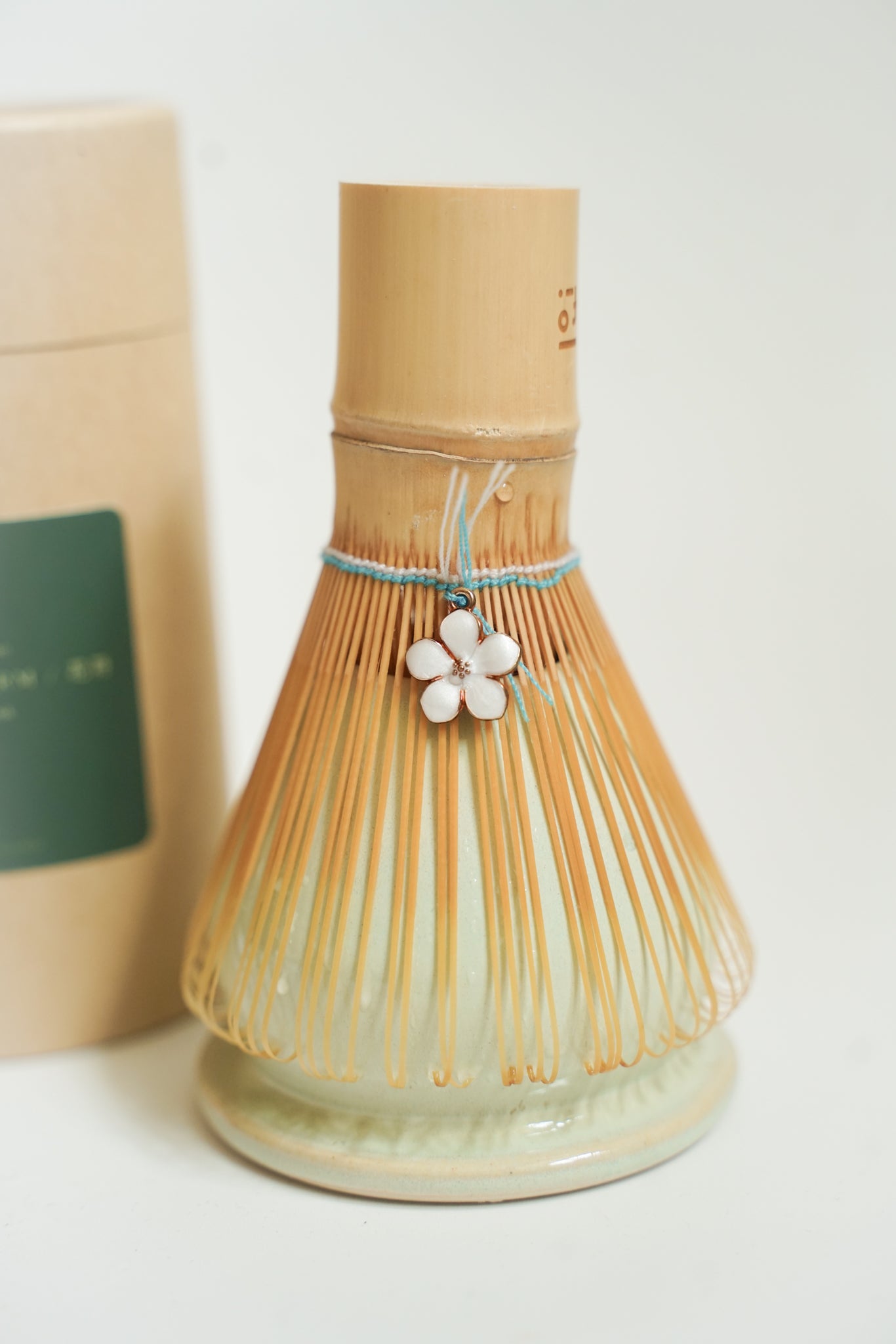 lofi's flower charm bamboo whisk