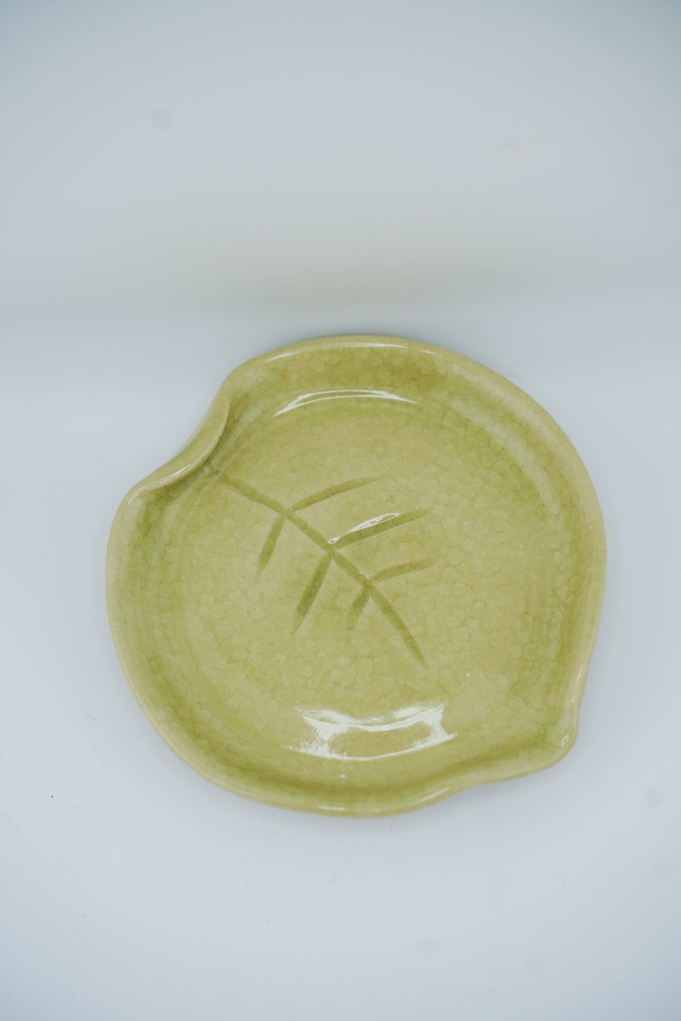 Leaf Crackle Trinket Dish