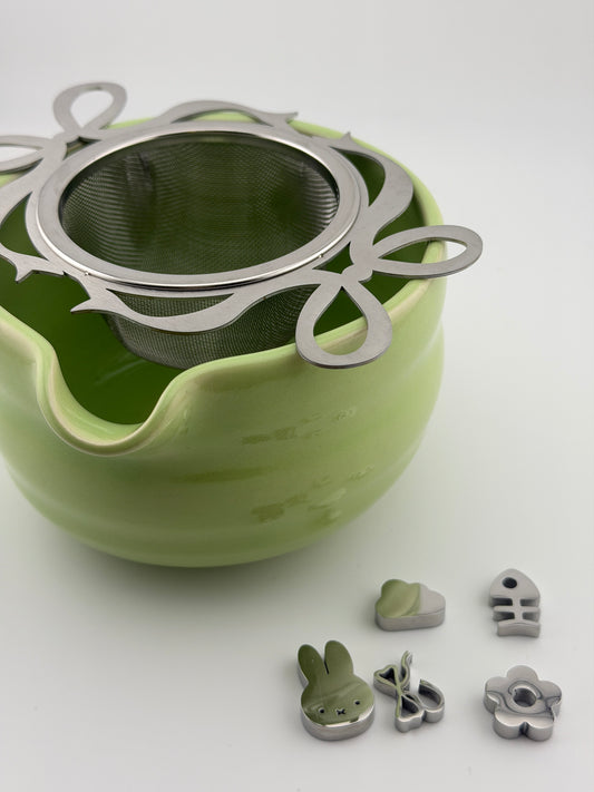 bow matcha sifter or sifting charms